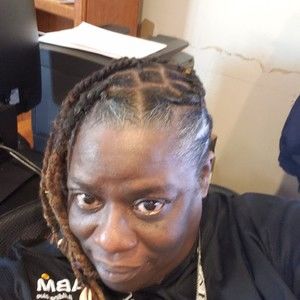 Meet your Posher, Aleta